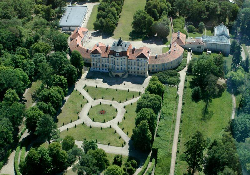 Апартаменты Chillout Polna - Parking Познань Экстерьер фото